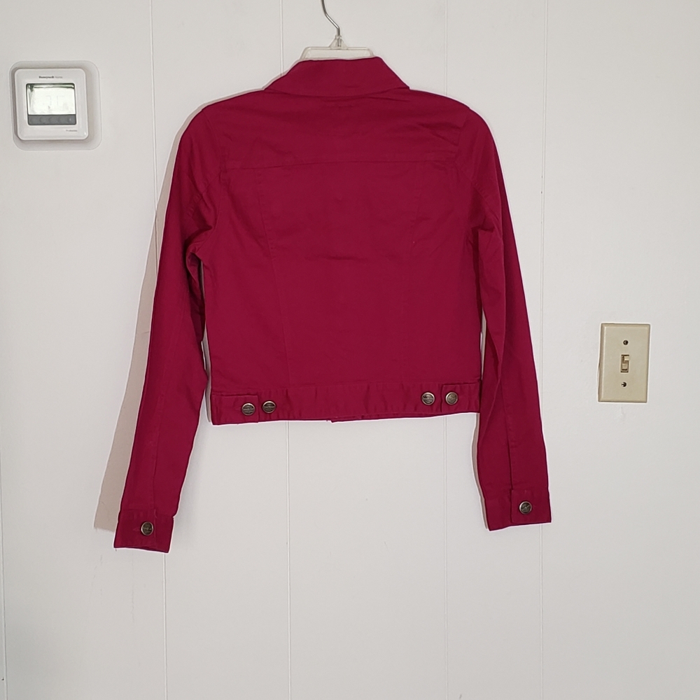 Iris Basic Cropped Jacket - Picture 3 of 6